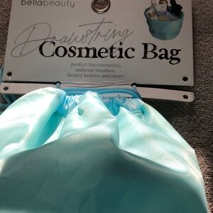 Bella beauty pull string blue cosmetic bag new never used💄💄💄👜👜👜